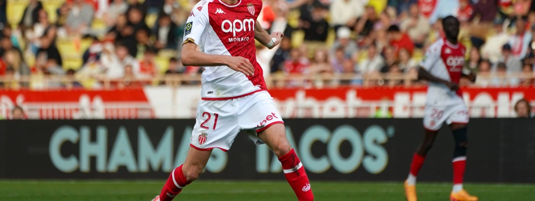 AS Monaco ligger trea i bortamatcher.