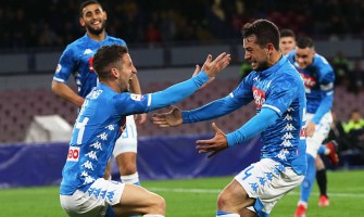 Napoli besegrar Pisa SC hemma