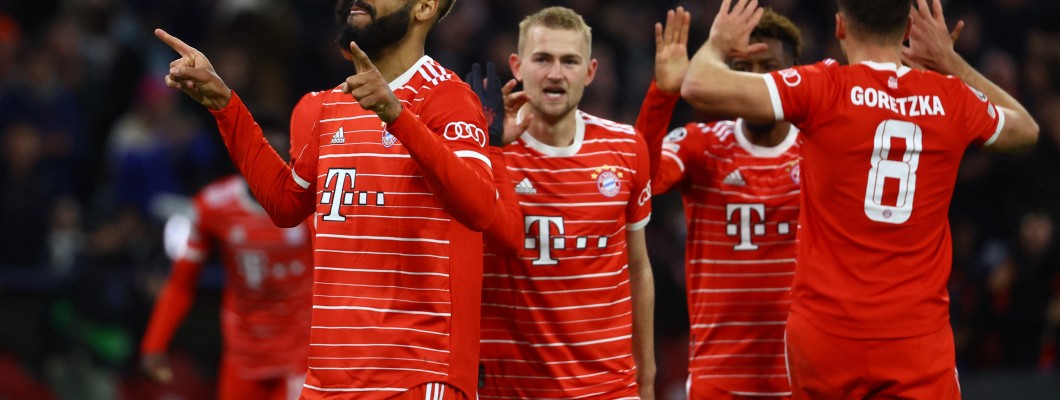 FC Bayern München säkrar en rungande seger i omgång 15