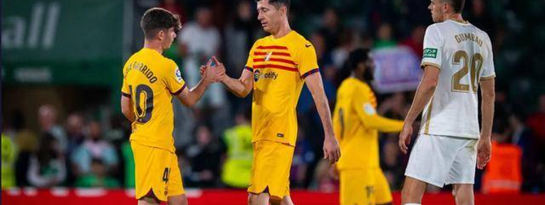 FC Barcelona ligger 15 poäng före Real Madrid FC Barcelona ligger 15 poäng före Real Madrid