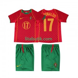 Portugal Cristiano Ronaldo 17 Retro Barn Hemma Fotbollströja 2004 Kortärmad Portugal Cristiano Ronaldo 17 Retro Barn Hemma Fotbollströja 2004 Kortärmad