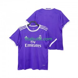 Real Madrid 2016 2017 Retro Män Borta Fotbollströja Kortärmad Real Madrid 2016 2017 Retro Män Borta Fotbollströja Kortärmad