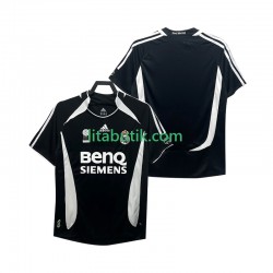 Real Madrid 2007 Retro Män Tredje Fotbollströja 2006 Kortärmad Real Madrid 2007 Retro Män Tredje Fotbollströja 2006 Kortärmad