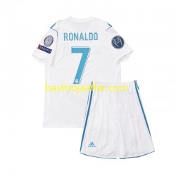 Real Madrid Cristiano Ronaldo 7 2017 Retro Barn Hemma Fotbollströja Kortärmad