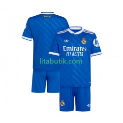 Real Madrid Barn Tredje Fotbollströja 2025-2026 Kortärmad Real Madrid Barn Tredje Fotbollströja 2025-2026 Kortärmad