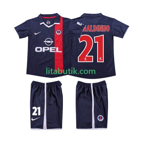 AC Milan RONALDINHO 21 2001 Retro Barn Hemma Fotbollströja 2002 Kortärmad